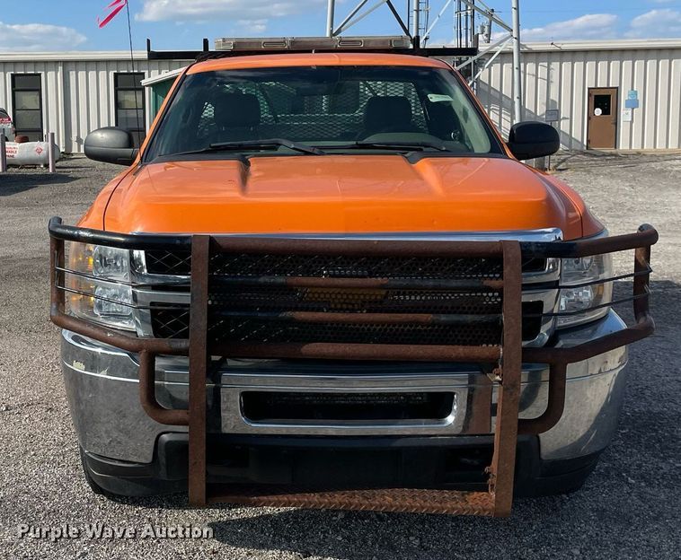 image for item LV9841 2012 Chevrolet Silverado 2500HD  pickup truck