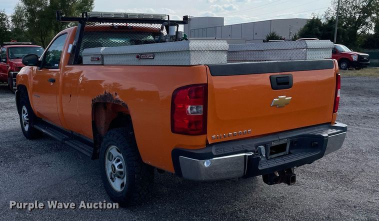image for item LV9841 2012 Chevrolet Silverado 2500HD  pickup truck