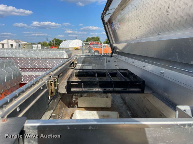 image for item LV9841 2012 Chevrolet Silverado 2500HD  pickup truck