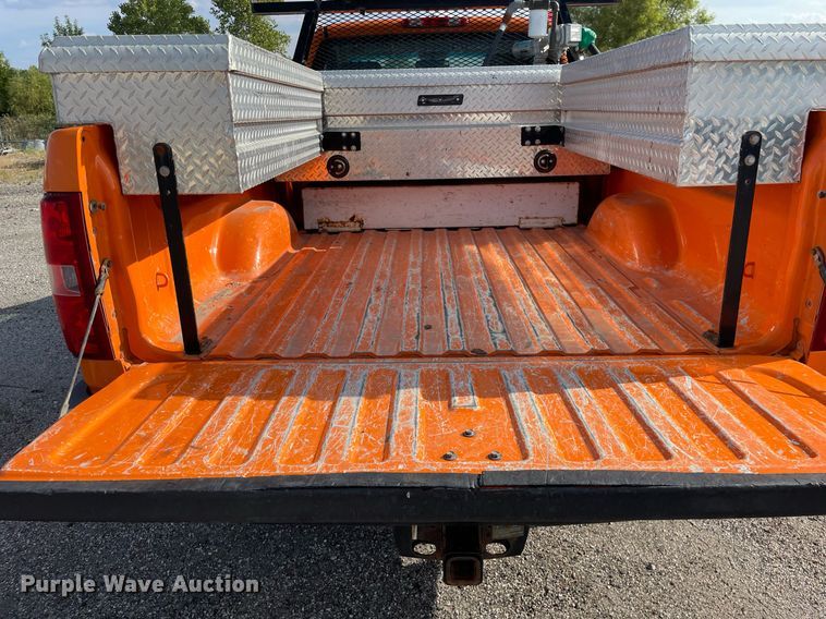 image for item LV9841 2012 Chevrolet Silverado 2500HD  pickup truck