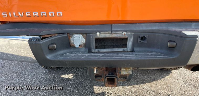 image for item LV9841 2012 Chevrolet Silverado 2500HD  pickup truck