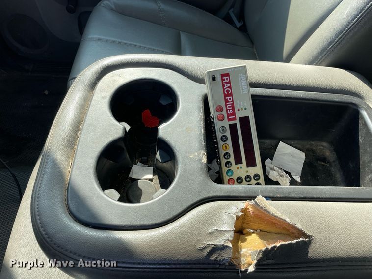 image for item LV9841 2012 Chevrolet Silverado 2500HD  pickup truck