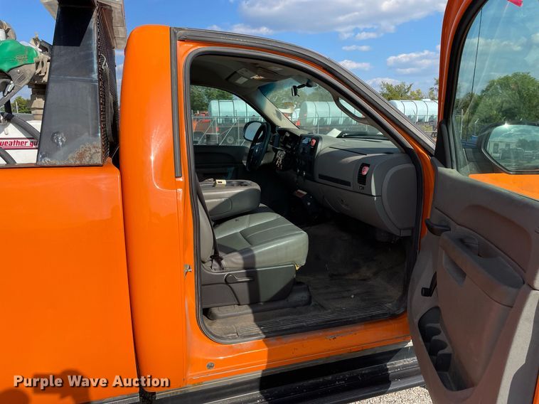 image for item LV9841 2012 Chevrolet Silverado 2500HD  pickup truck