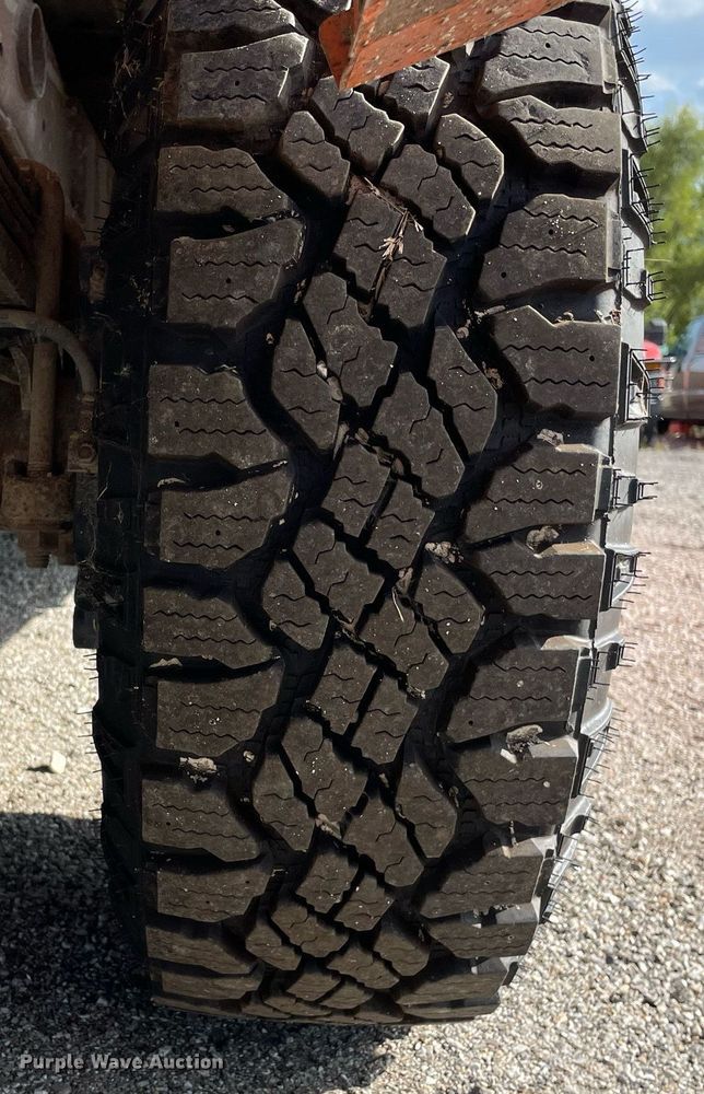 image for item LV9841 2012 Chevrolet Silverado 2500HD  pickup truck