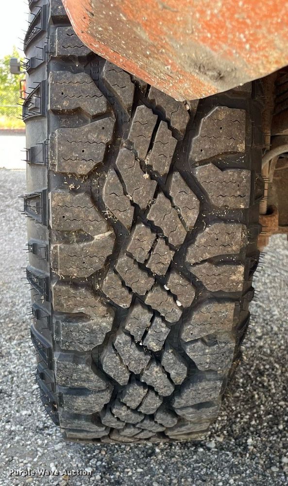 image for item LV9841 2012 Chevrolet Silverado 2500HD  pickup truck