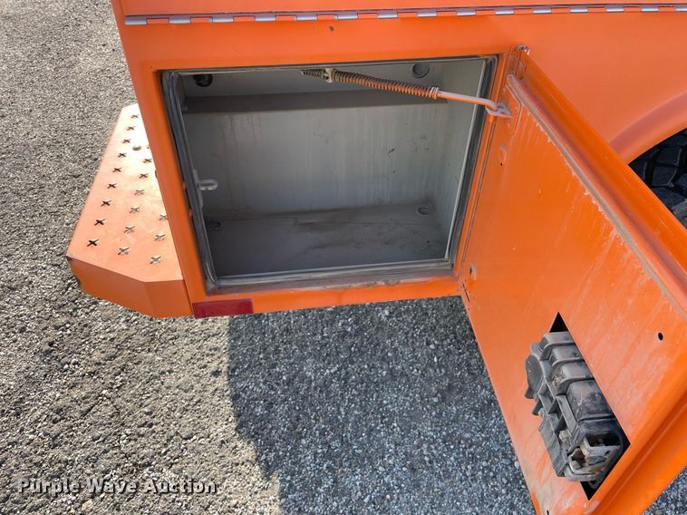 image for item LV9842 2012 Chevrolet Silverado 2500HD  utility bed pickup truck