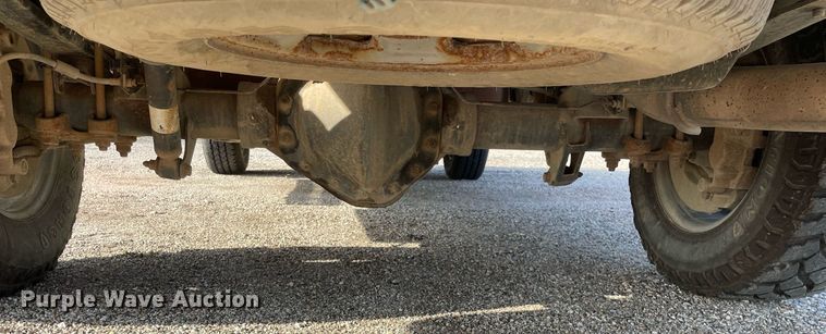 image for item LV9842 2012 Chevrolet Silverado 2500HD  utility bed pickup truck