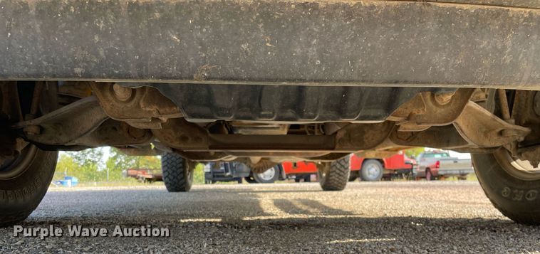 image for item LV9842 2012 Chevrolet Silverado 2500HD  utility bed pickup truck