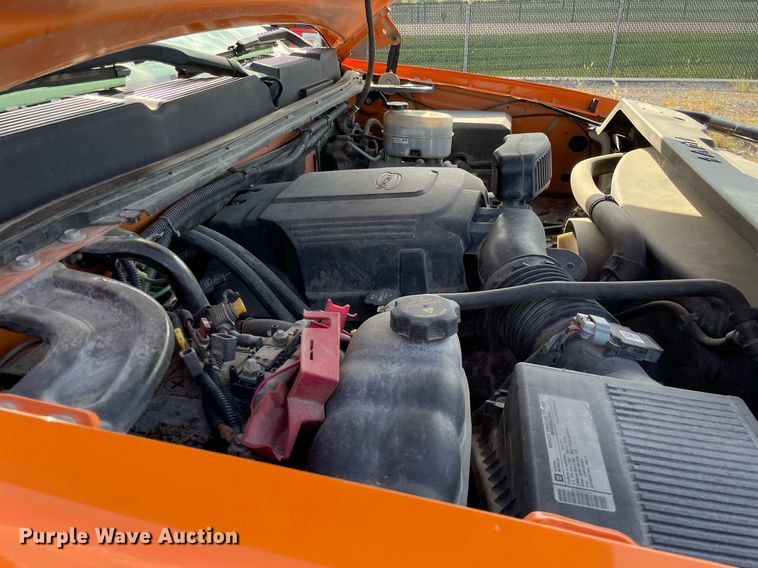 image for item LV9842 2012 Chevrolet Silverado 2500HD  utility bed pickup truck