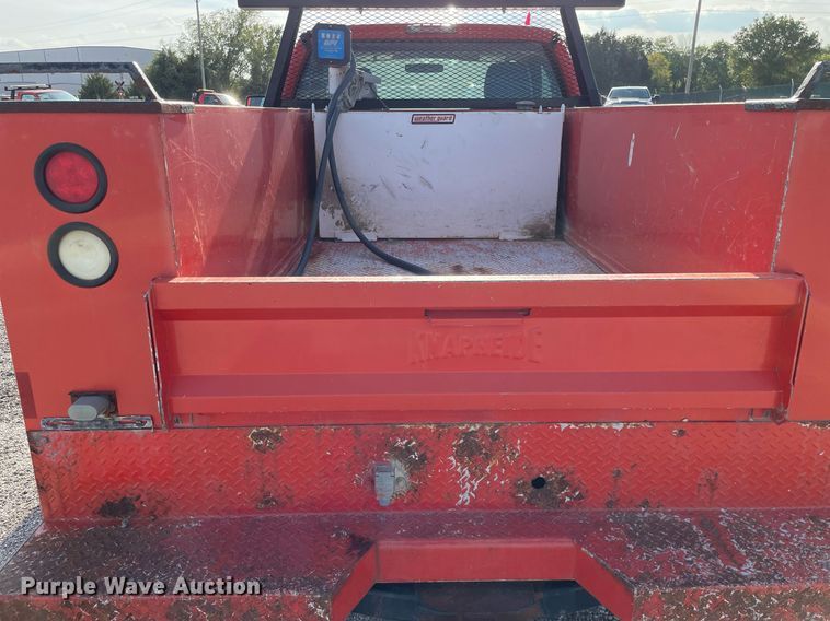 image for item LV9843 2011 Ford F250 Super Duty XL  utility bed pickup truck