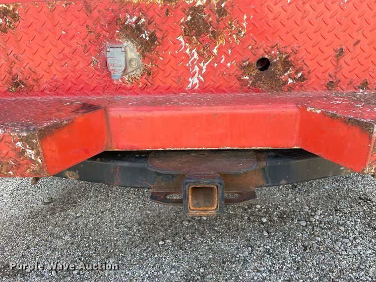 image for item LV9843 2011 Ford F250 Super Duty XL  utility bed pickup truck