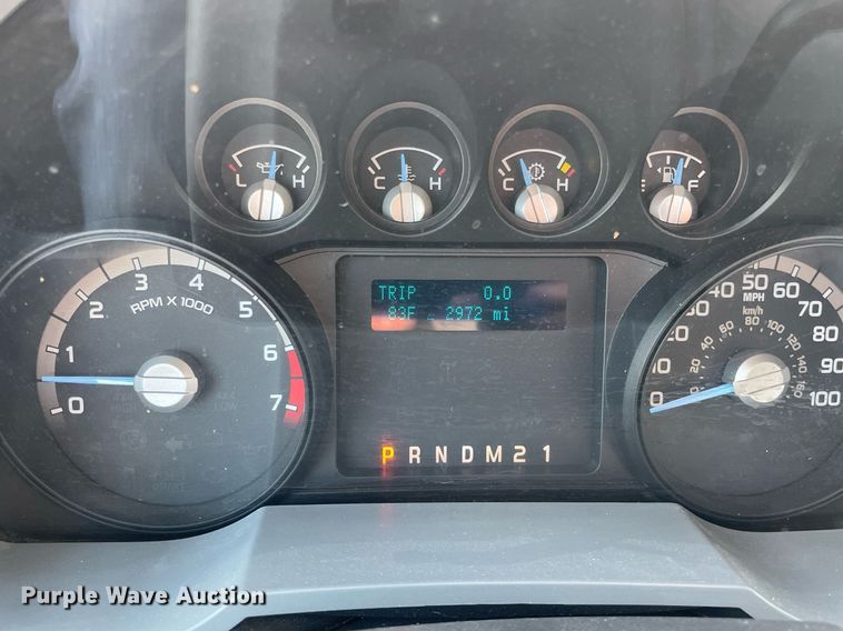 image for item LV9843 2011 Ford F250 Super Duty XL  utility bed pickup truck