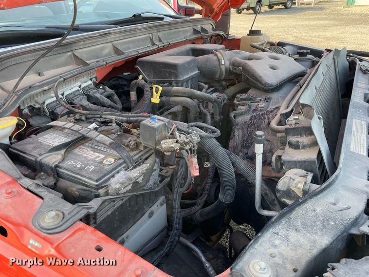 image for item LV9843 2011 Ford F250 Super Duty XL  utility bed pickup truck