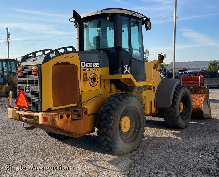 image for item LV9844 2006 John Deere 444J  wheel loader