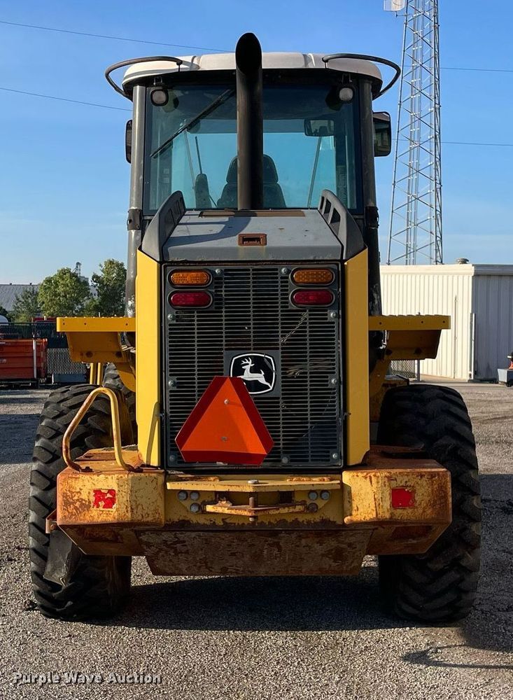 image for item LV9844 2006 John Deere 444J  wheel loader
