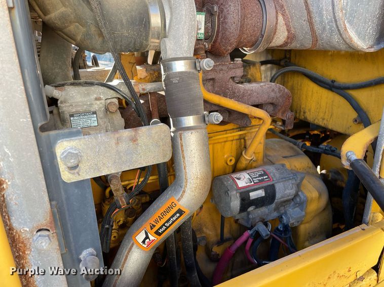 image for item LV9844 2006 John Deere 444J  wheel loader