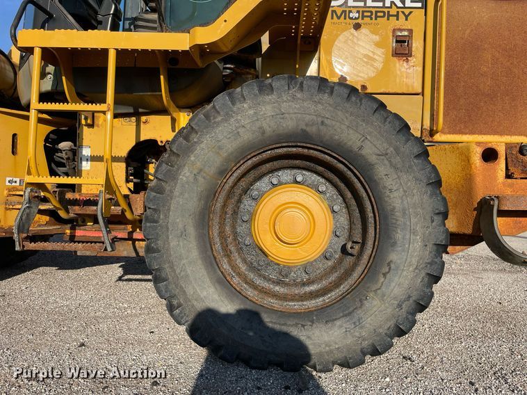 image for item LV9844 2006 John Deere 444J  wheel loader
