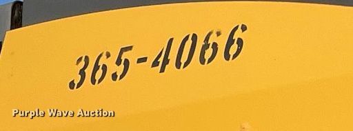 image for item LV9844 2006 John Deere 444J  wheel loader