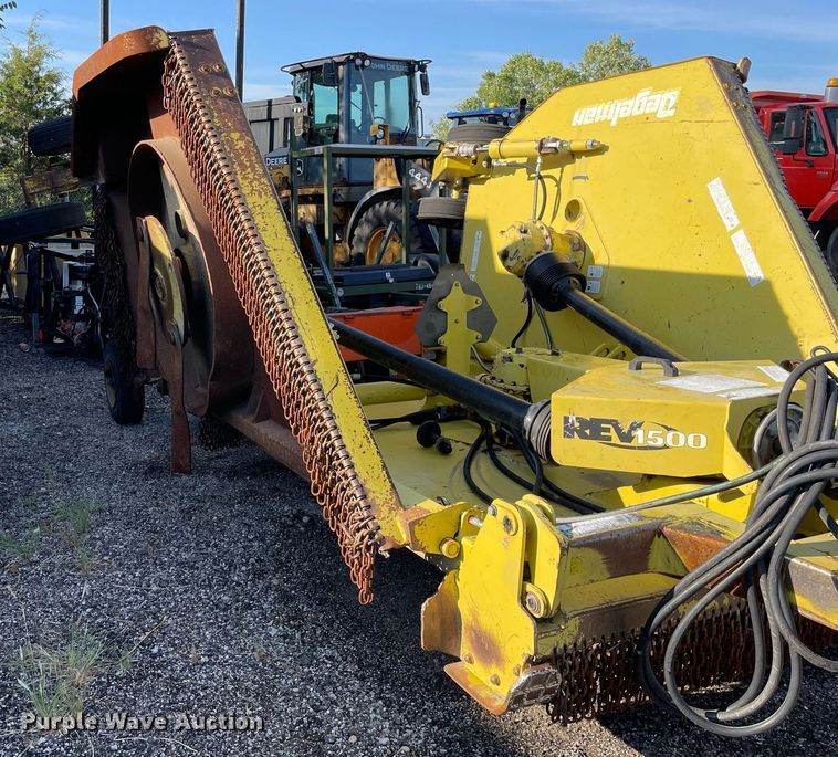 image for item LV9845 2010 Degelman REV1500  batwing rotary mower