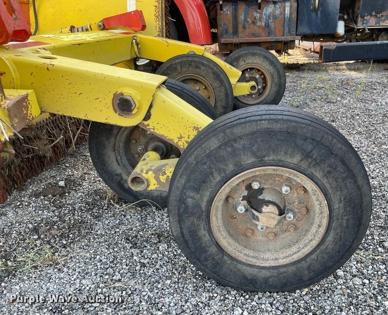 image for item LV9845 2010 Degelman REV1500  batwing rotary mower