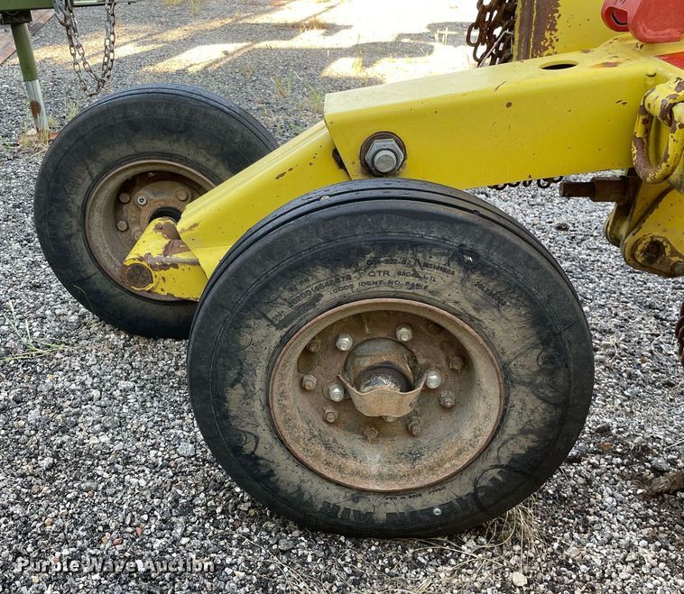 image for item LV9845 2010 Degelman REV1500  batwing rotary mower