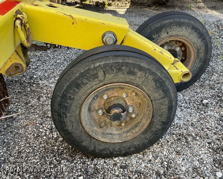 image for item LV9845 2010 Degelman REV1500  batwing rotary mower