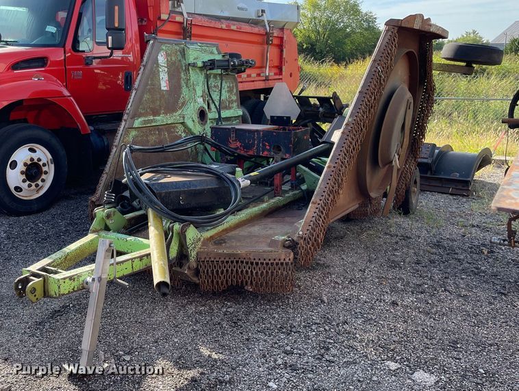 image for item LV9846 2001 Schulte XH1500  batwing rotary mower