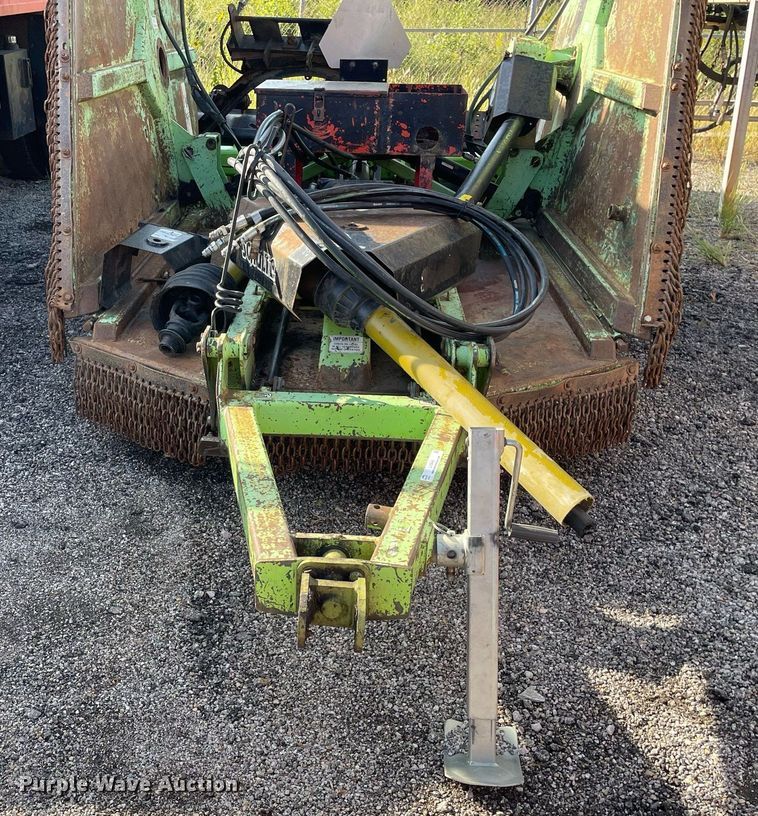 image for item LV9846 2001 Schulte XH1500  batwing rotary mower