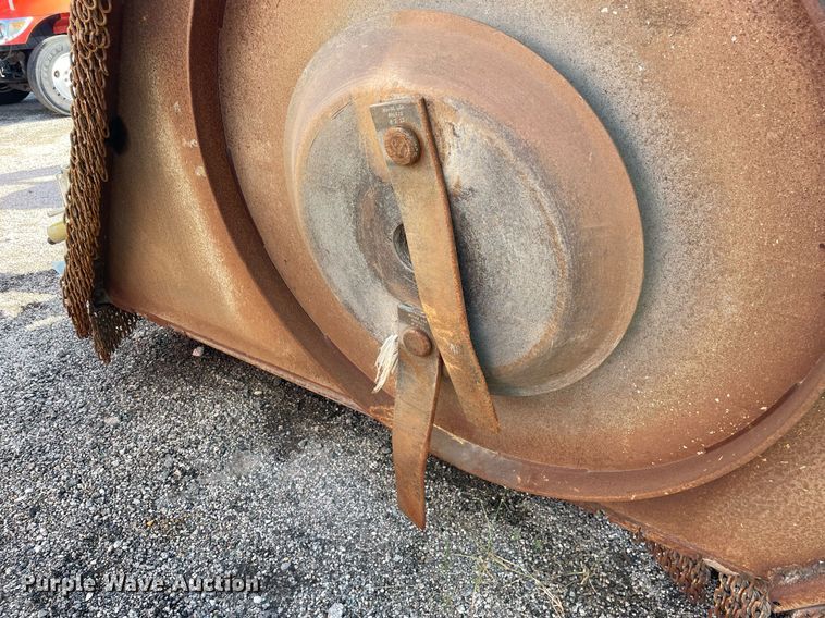 image for item LV9846 2001 Schulte XH1500  batwing rotary mower