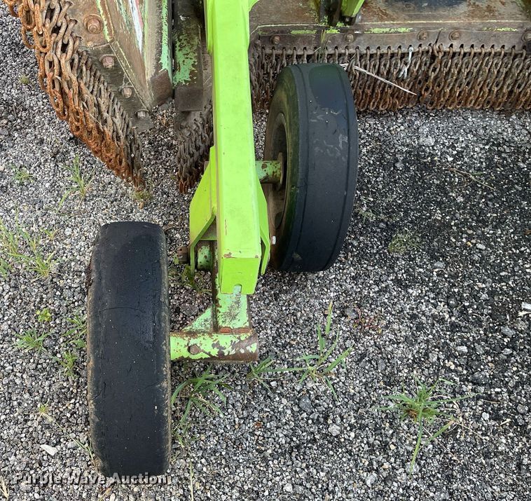 image for item LV9846 2001 Schulte XH1500  batwing rotary mower