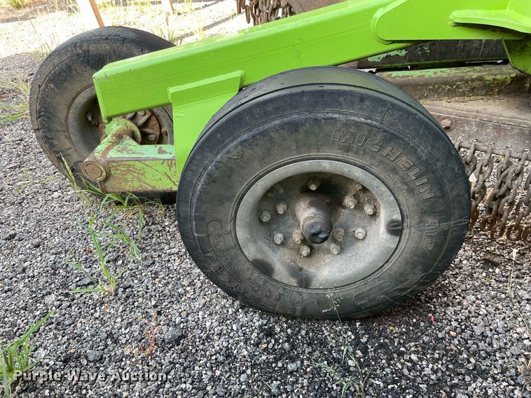 image for item LV9846 2001 Schulte XH1500  batwing rotary mower