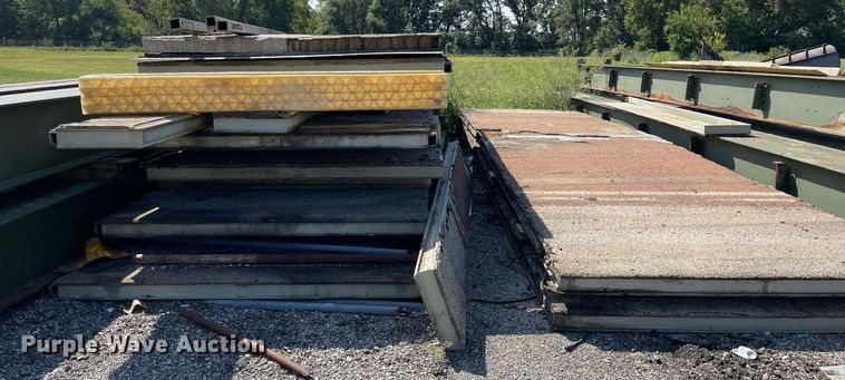 image for item LV9867 Bridge building materials