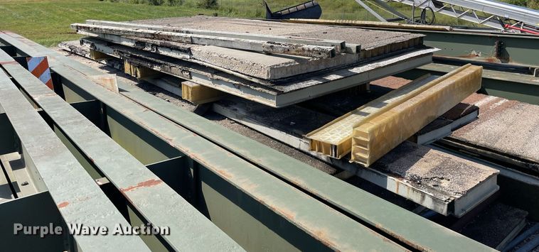 image for item LV9867 Bridge building materials