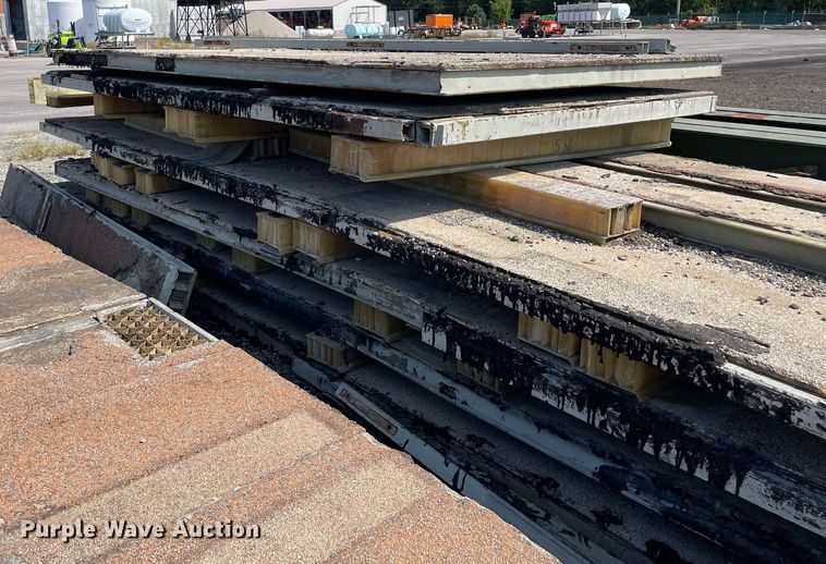 image for item LV9867 Bridge building materials