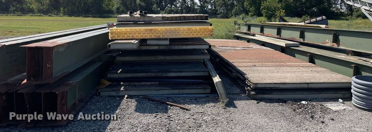 image for item LV9867 Bridge building materials