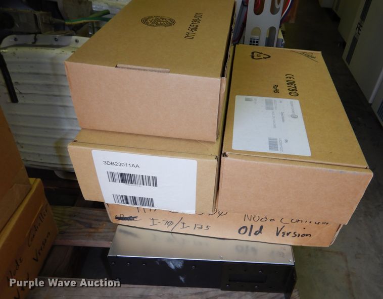 image for item MP9473 (2) Alcatel MX9500 microwave radios