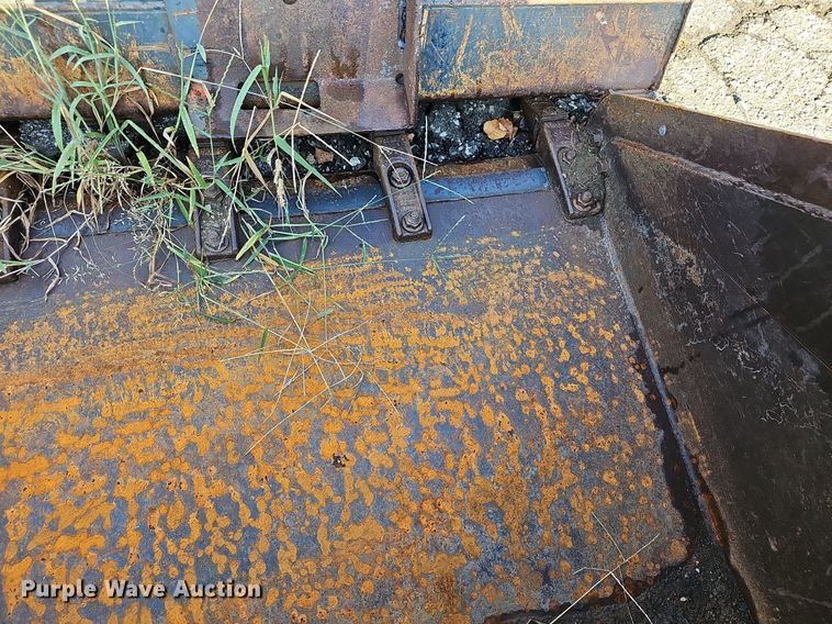 image for item MP9477 Bobcat 80HDC/1  80"W skid steer bucket