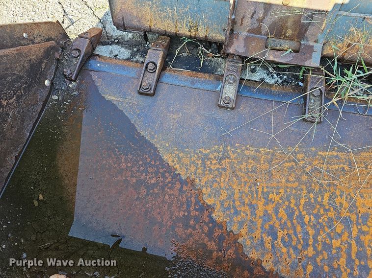 image for item MP9477 Bobcat 80HDC/1  80"W skid steer bucket