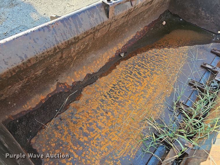 image for item MP9477 Bobcat 80HDC/1  80"W skid steer bucket