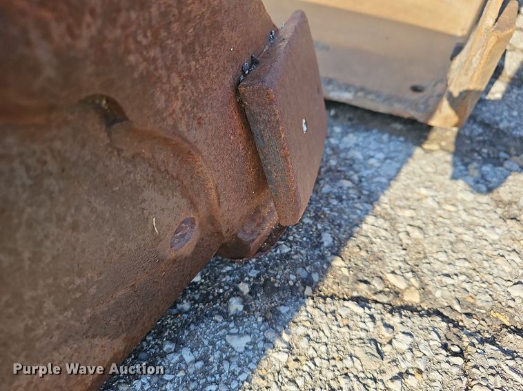 image for item MP9478 80"W skid steer bucket