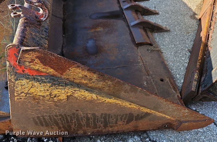 image for item MP9479 80"W skid steer bucket