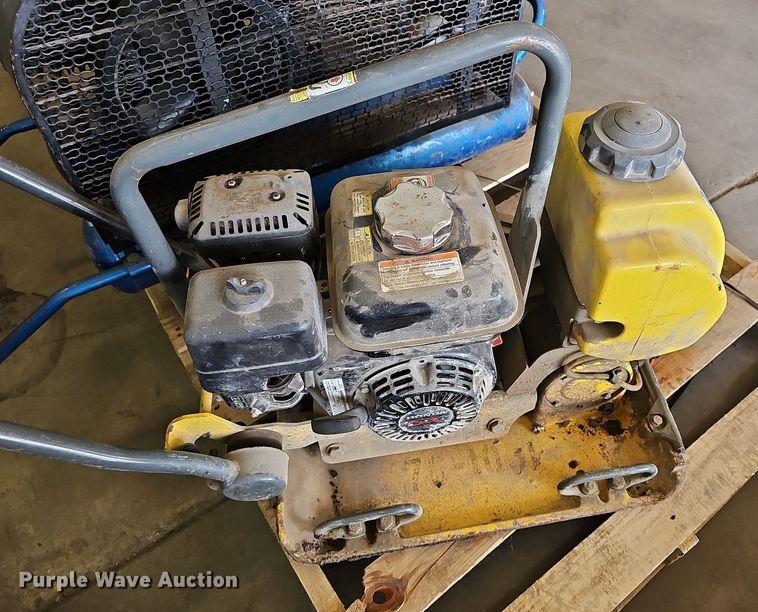 image for item MP9488 2012 Wacker Neuson VP1550  vibratory plate compactor