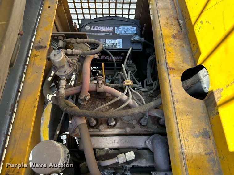 image for item MP9490 2001 Caterpillar Towmotor 392S  forklift