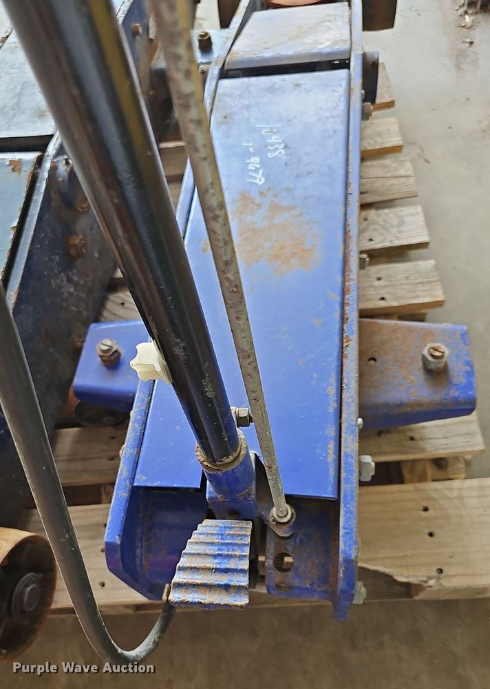 image for item MP9491 (2) Westward floor jacks