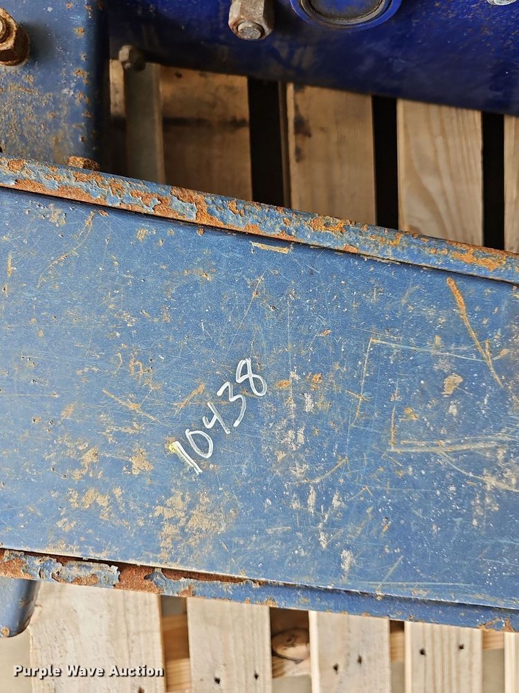 image for item MP9491 (2) Westward floor jacks