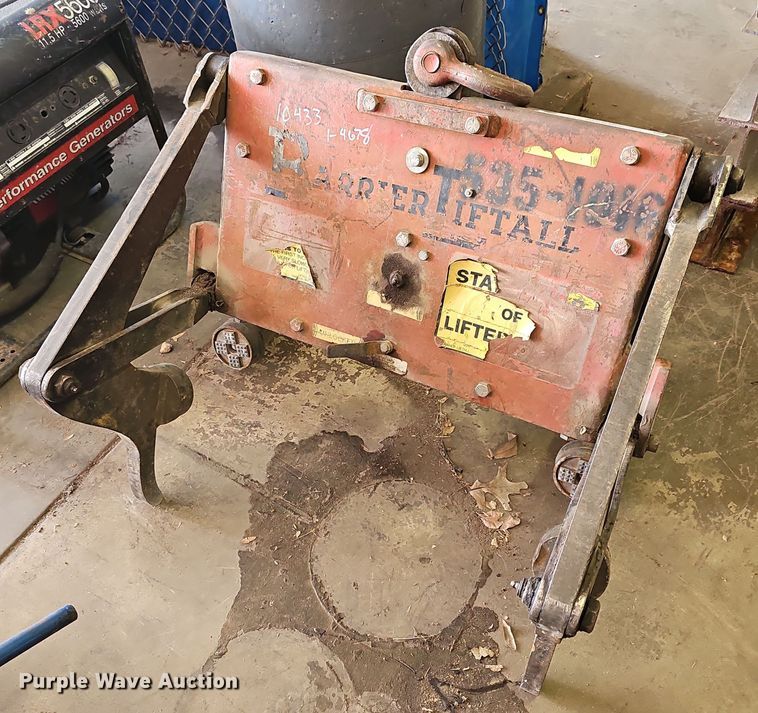 image for item MP9492 (2) Liftall barrier wall clamps