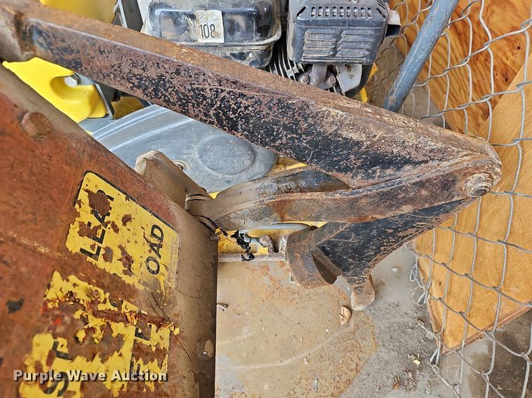 image for item MP9492 (2) Liftall barrier wall clamps