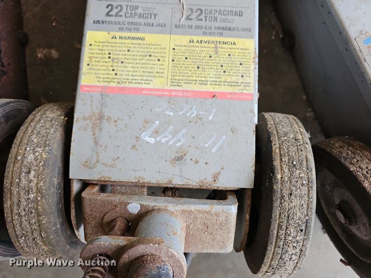 image for item MP9495 (2) OTC Stringer bottle jacks