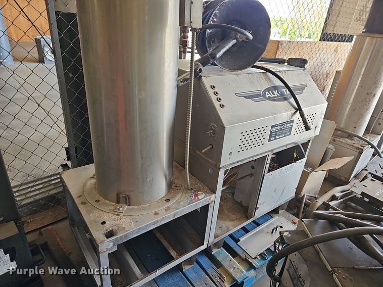 image for item MP9497 (2) Alkota hot pressure washers