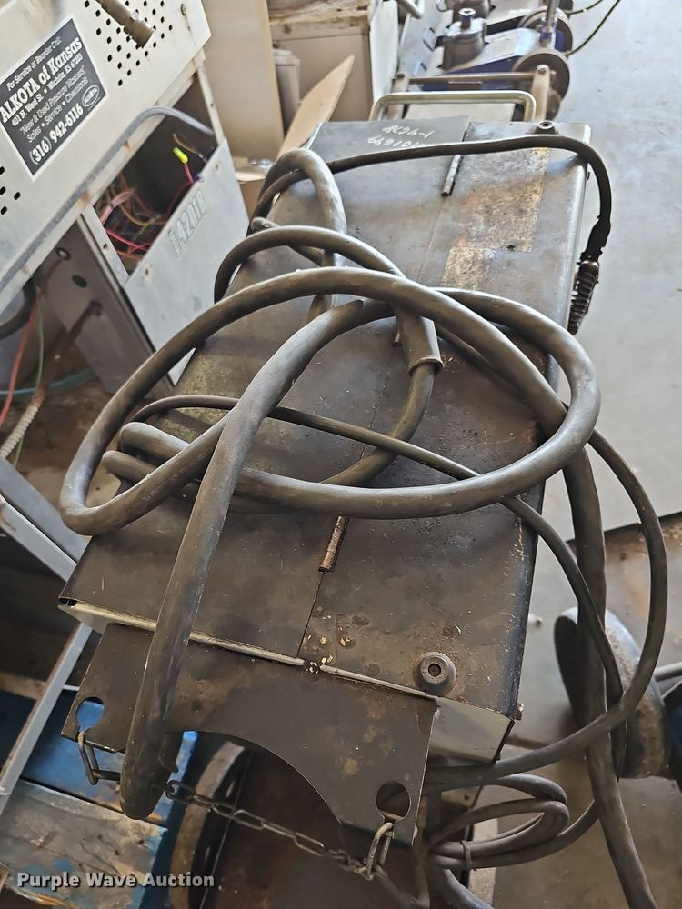 image for item MP9498 (2) welders